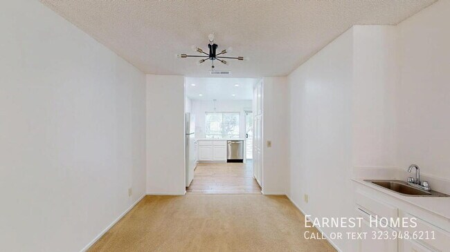 Building Photo - 11455 Tampa Ave