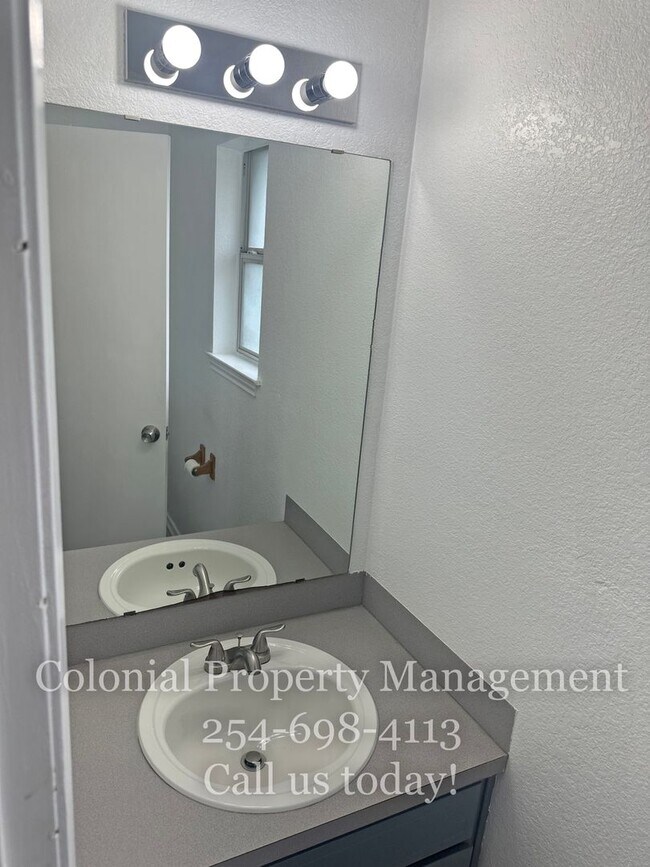 Building Photo - Updated 2 bedroom 1 bath in Killeen Tx