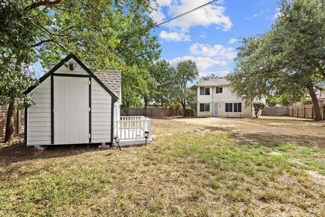 Building Photo - 16802 Bailey Jean Dr