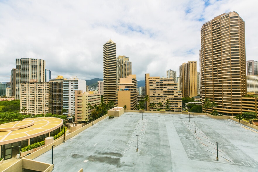 Building Photo - 1765 Ala Moana Blvd