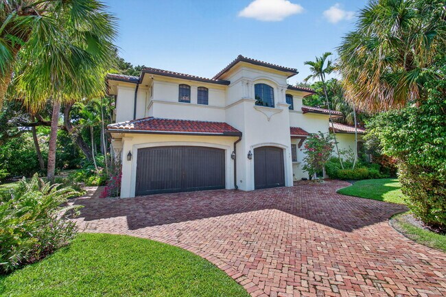 Building Photo - 745 Oleander St