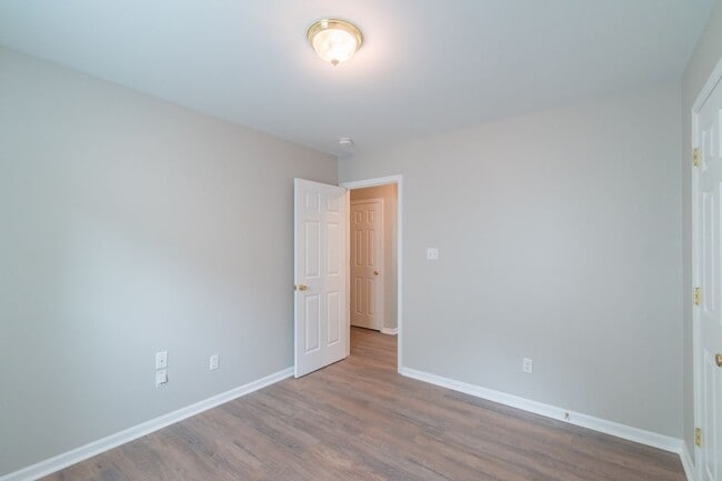 Building Photo - Lovely home in Monroe!