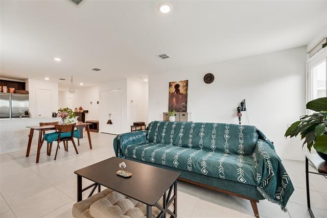 Building Photo - 5613 Rockrose Ln