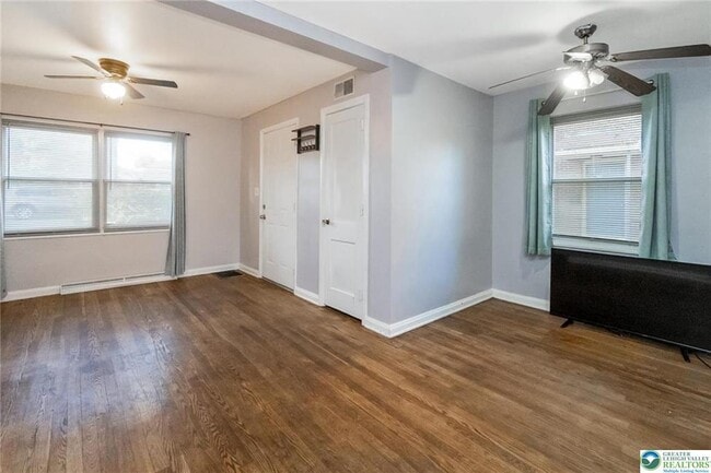 Building Photo - 240 Palmer St