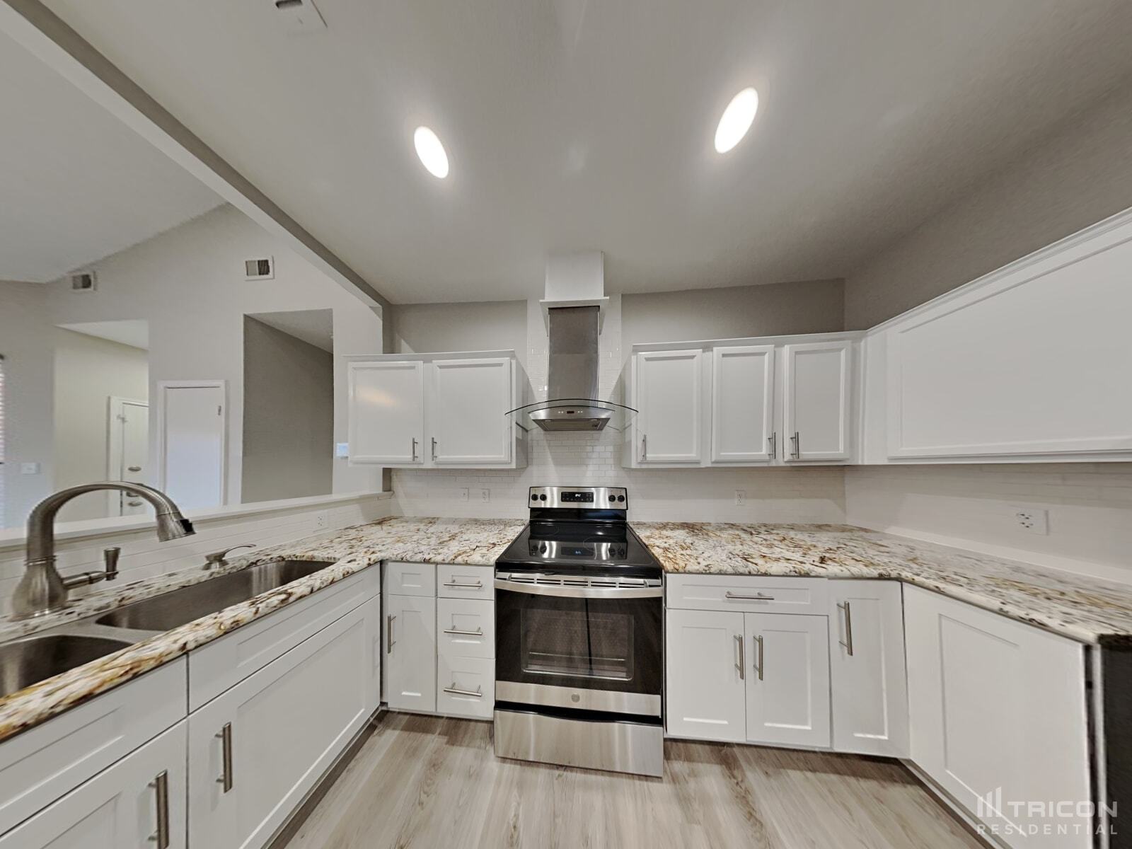 Building Photo - 1121 Cypress Ln