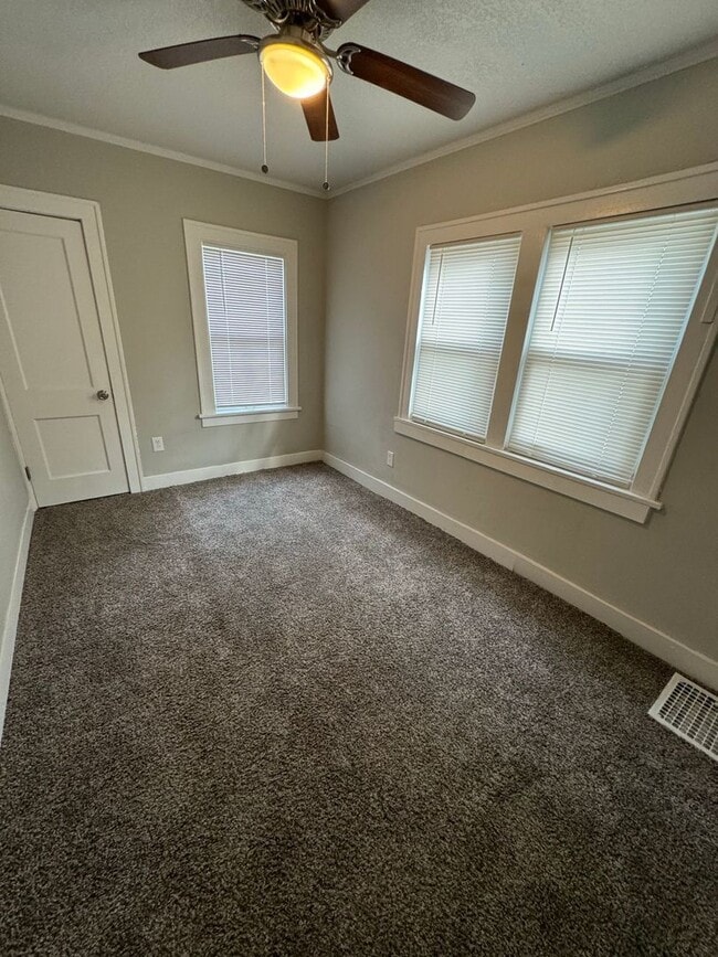 Building Photo - COMING SOON! Newly Renovated 3 Bed, 2 Bath...