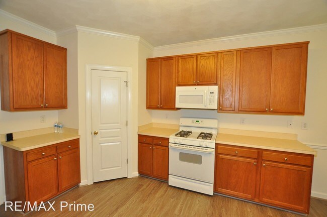 Building Photo - 6 br, 4 bath House - 1631 Jolliff Rd.