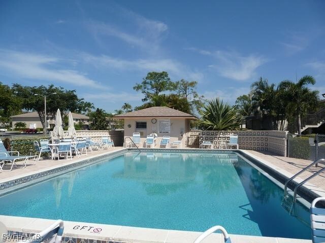 Primary Photo - 123 Palm Dr