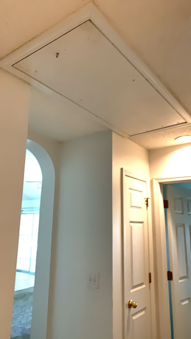 Building Photo - 3-Bedroom, 2-Baths located in desirable Ar...