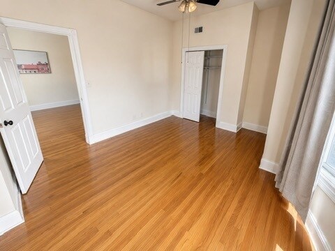 Building Photo - 2638 N Clark St