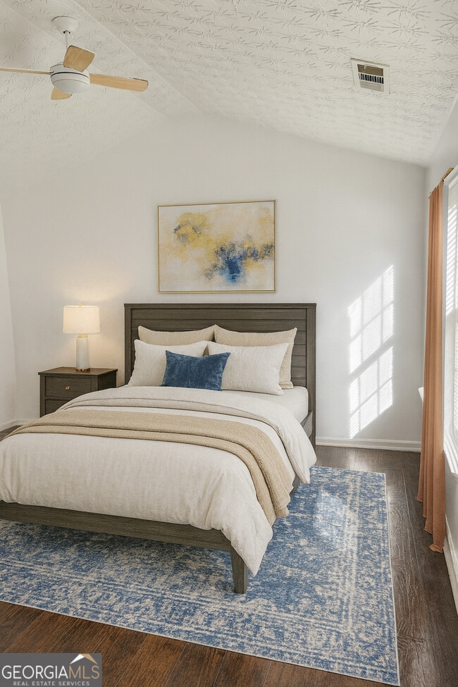 Building Photo - 3859 Shenfield Dr