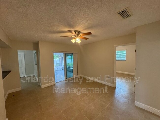 Building Photo - 105 Shomate Dr