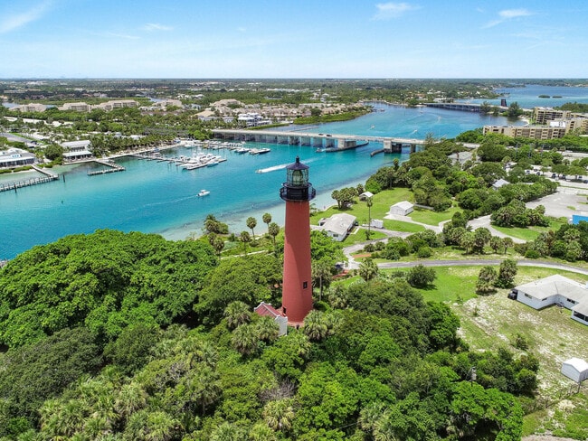Building Photo - 200 Intracoastal Pl
