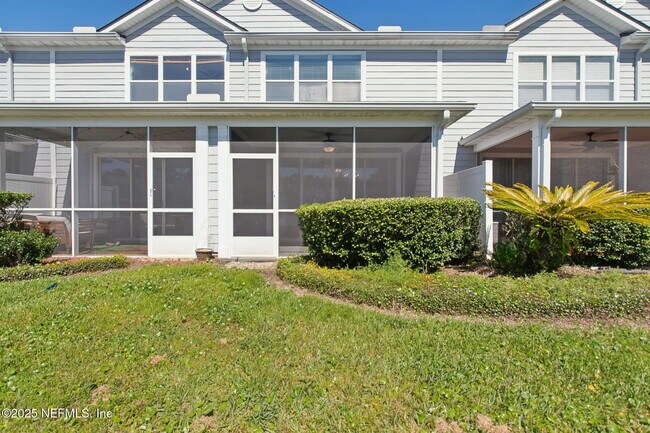 Building Photo - 13362 Stone Pond Dr