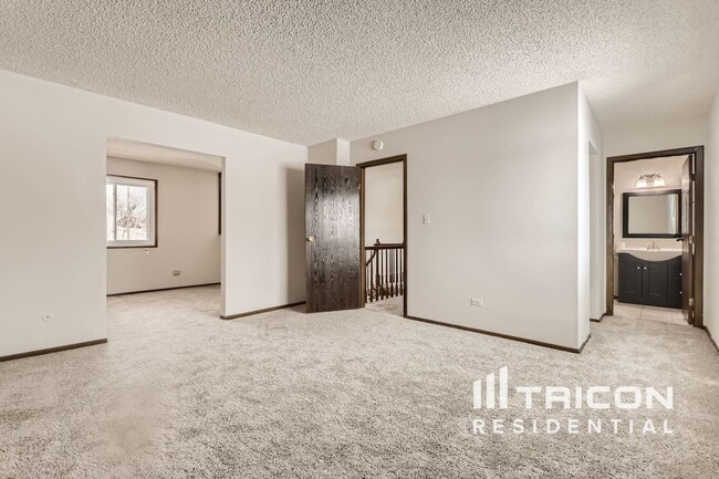 Building Photo - 6701 Foxtree Ave