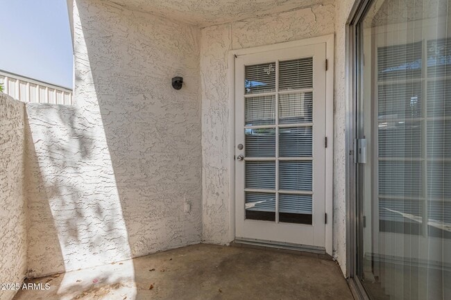 Building Photo - 7494 E Earll Dr