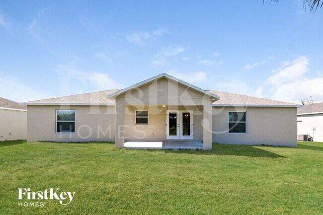 Building Photo - 10371 Grail Ave