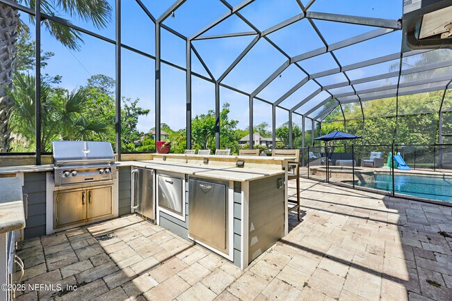 Building Photo - 24601 Deer Trace Dr