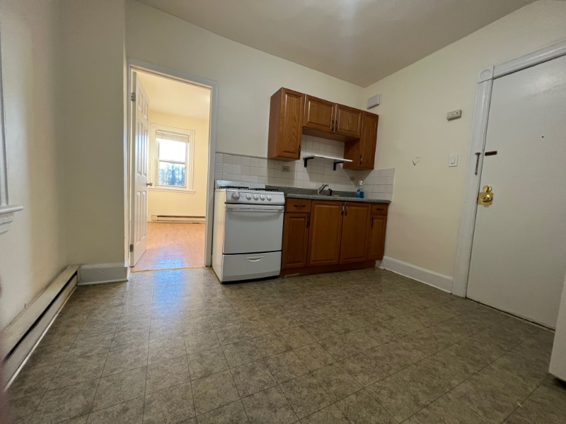 Building Photo - 42 Highwood Terrace