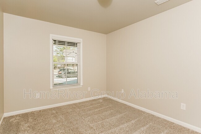 Building Photo - 118 Wyatt Cir