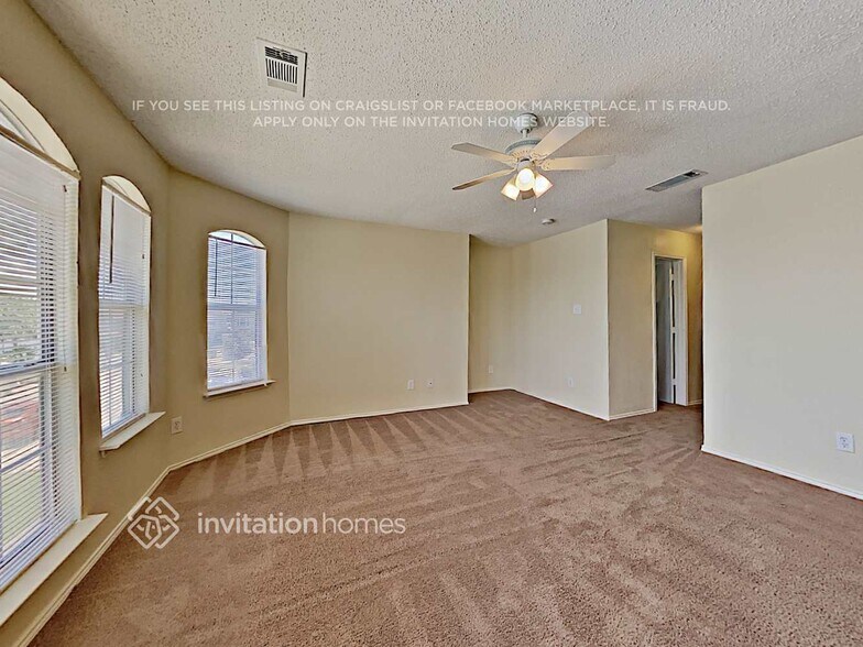 Building Photo - 5201 Waltham Ct