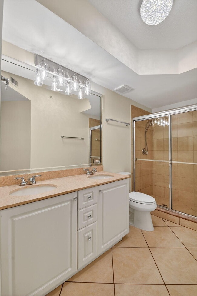 Building Photo - 1660 Renaissance Commons Blvd