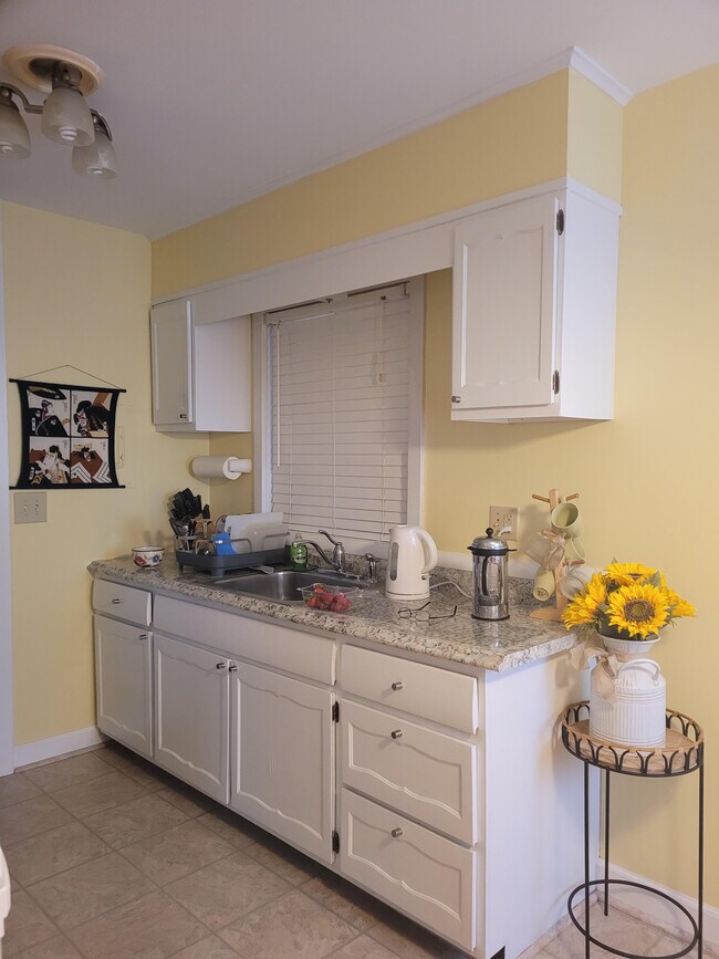 Building Photo - 530 Highway 71