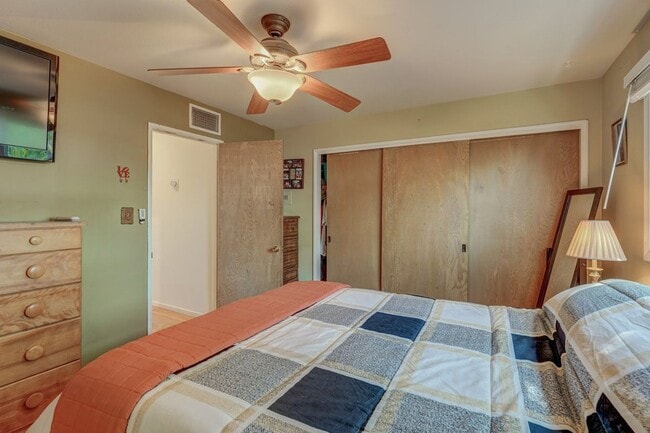 Building Photo - 4 Bedroom 2 Bath House for Rent Within Wal...