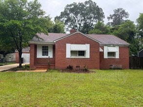 Building Photo - 2750 Mimosa St