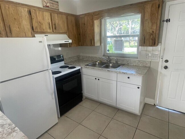 Building Photo - 7322 Janczlik Dr