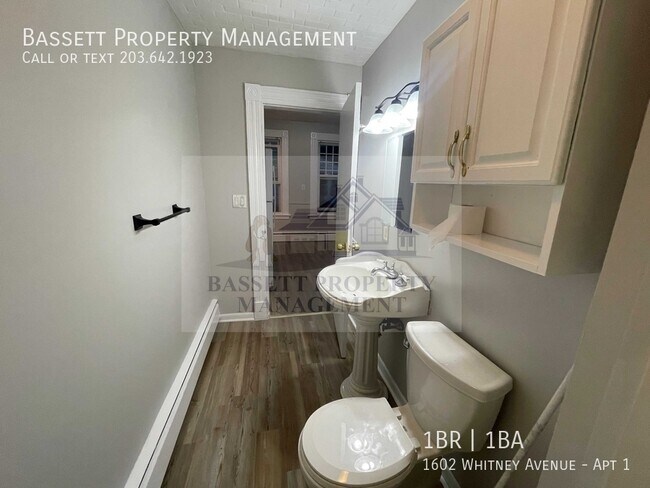 Building Photo - 1602 Whitney Ave