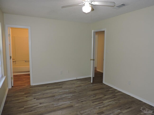 Building Photo - 7705 Deborah Dr