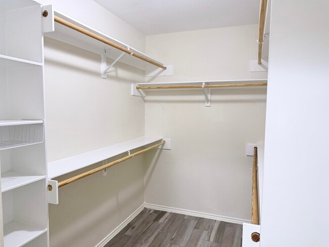 Building Photo - 5407 Simbrah Dr