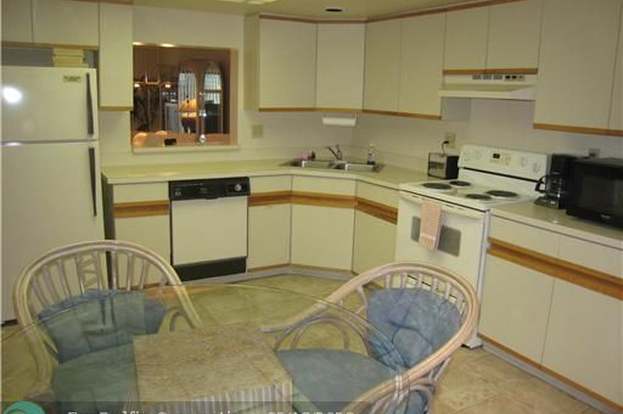 Building Photo - 65 Deer Creek Rd