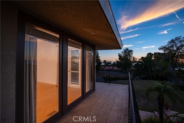 Building Photo - 984 La Cresta Pl