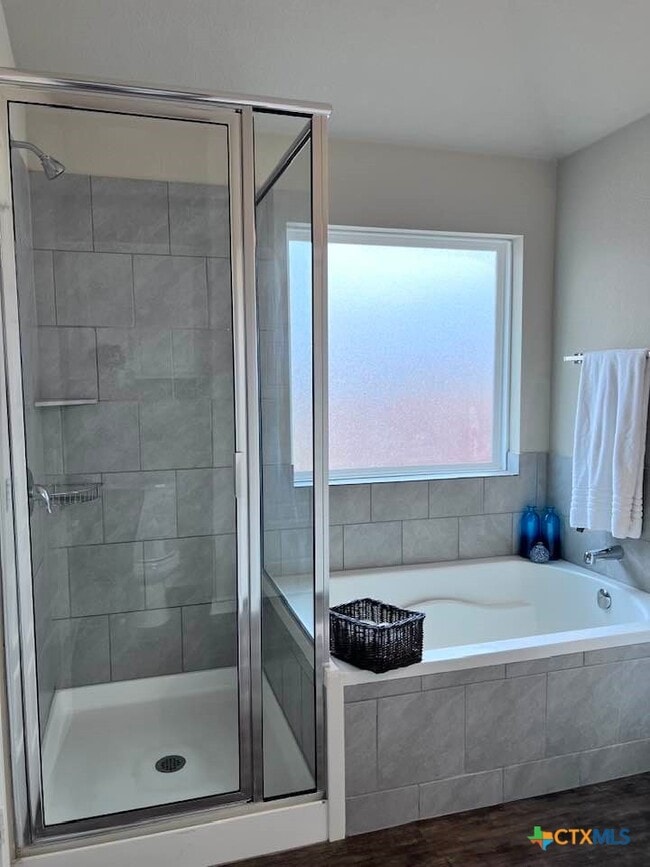 Building Photo - 448 Mallow Dr