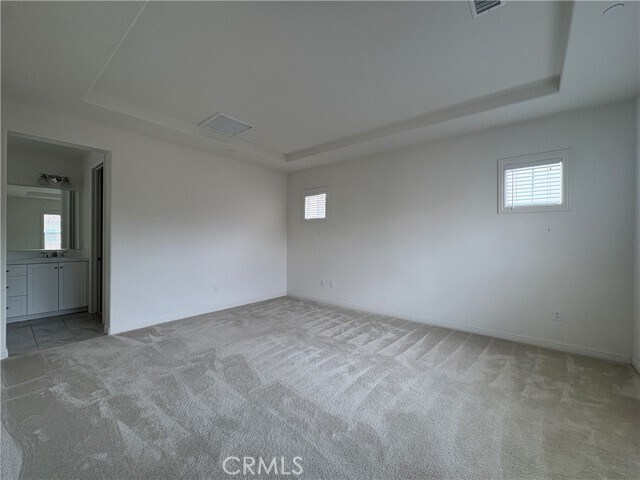 Building Photo - 15 Umbria