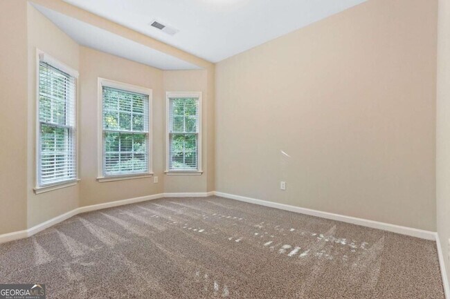 Building Photo - 5723 Vinings Retreat Way SW