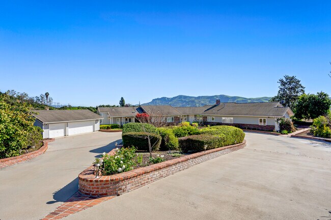 Building Photo - 13922 Foothill Rd