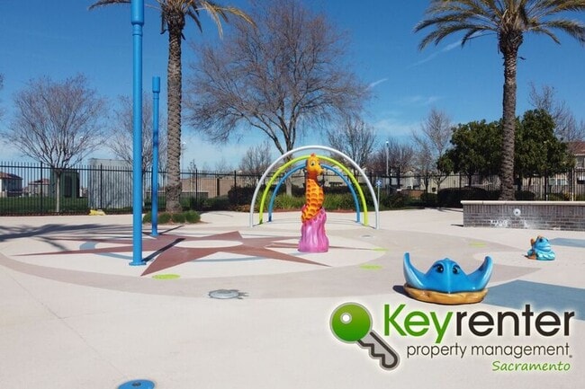 Building Photo - 1444 Eaglesfield Ln