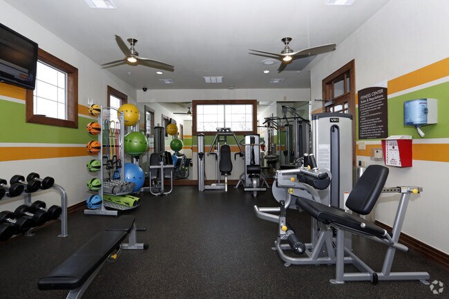 Fitness Center - Camden Cedar Hills