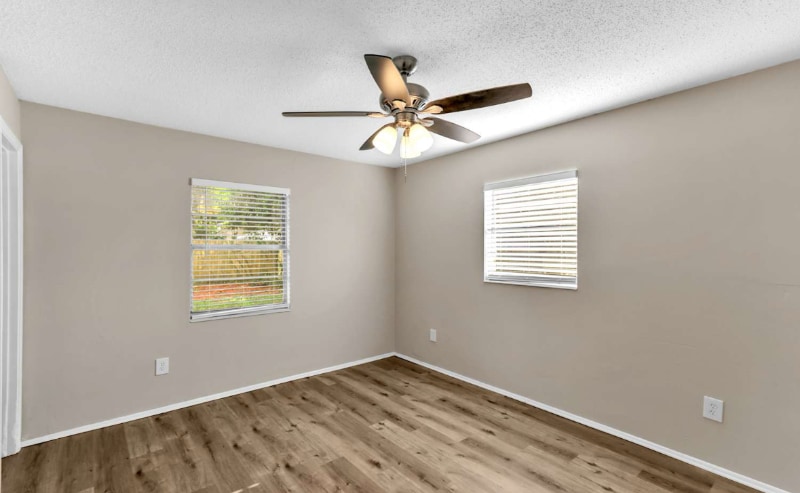 Building Photo - 2009 E Humphrey St