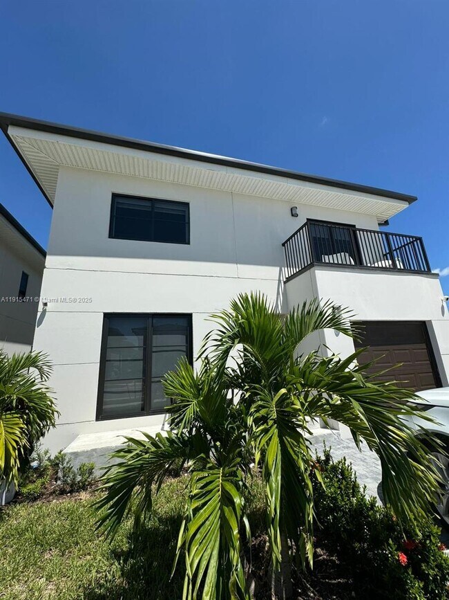 Primary Photo - 1301 NW 3rd St