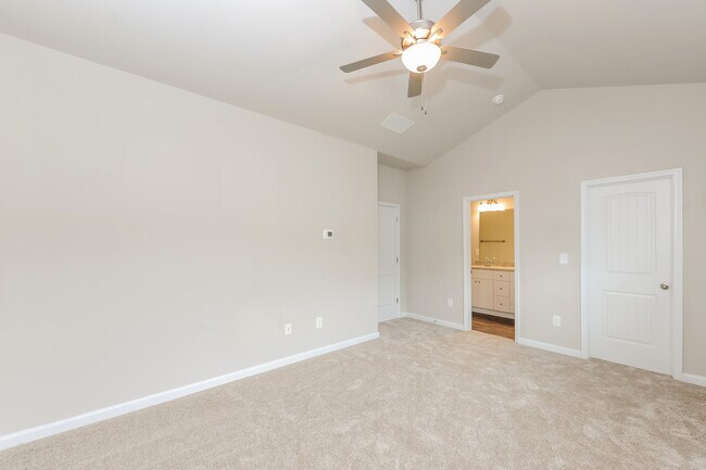 Building Photo - 65 Riley Cir