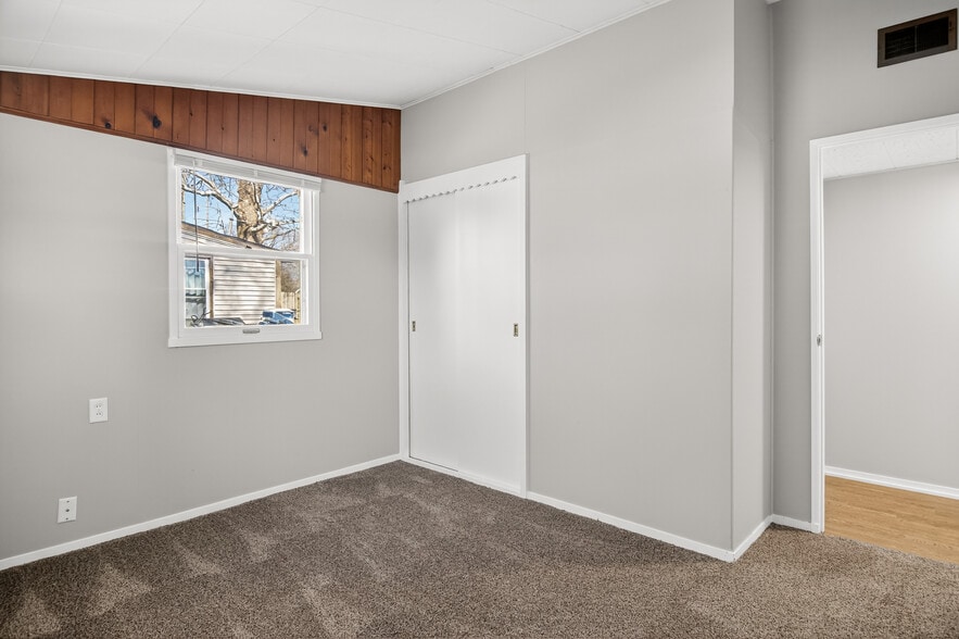 Building Photo - 7525 Mildred Rd