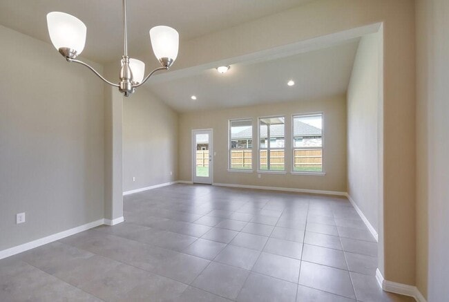 Building Photo - 621 Carly Ann Ln