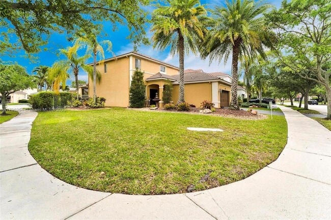 Building Photo - 1518 Maple Dr
