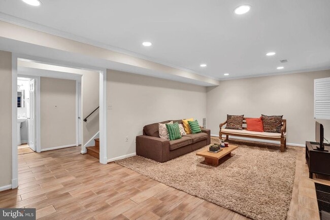 Building Photo - 5604 Beam Ct