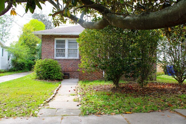 Building Photo - Beautiful 3-Bedroom, 3-Bath Home w/Study in Charleston, SC