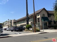 Building Photo - 1017 Sonora Ave